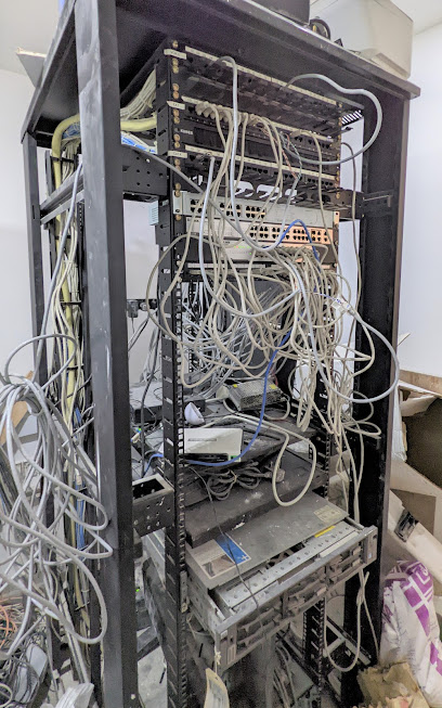 Freelance Computer Services & Networking - United Arab Emirates|Al Majaz - Al Majaz 3 - Sharjah|Corniche St|Al Buhaira Building