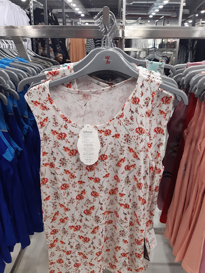 Jannat fashion house - United Arab Emirates|Musaffah - M-26 - Abu Dhabi|14 24