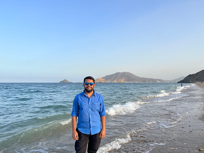 Luluyah Beach - Abu Dhabi -