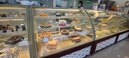 Mister Baker | Best cakes in Ajman | Custom cakes in Ajman - Abu Dhabi - +971 600 522537
