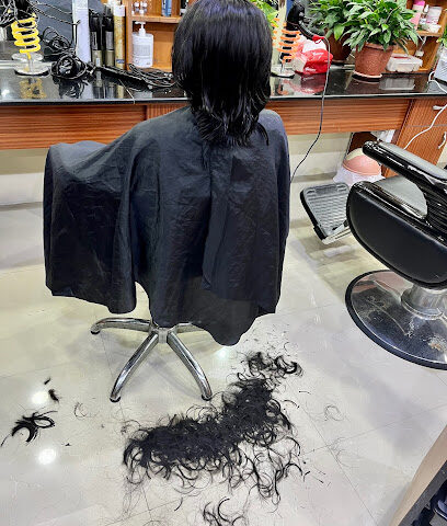 Al Burj Ladies Saloon - Abu Dhabi - +971 6 562 8687