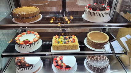 Lee Cakes sweets and flower - Abu Dhabi - +971 50 269 1005
