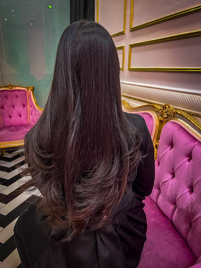 The Artist Beauty Lounge - United Arab Emirates|Street # 18 Behind Dunes Hotel Apartments