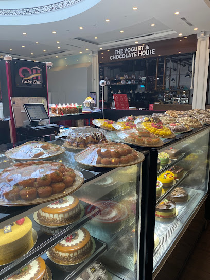 Cake Hut UAE - Deerf Mall - United Arab Emirates|Al Bahyah - Abu Dhabi|GMFC+9H
