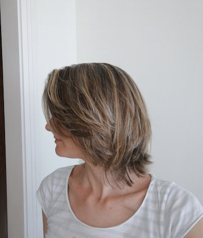 Eiffel Tower beauty salon - Abu Dhabi - +971 2 445 4475