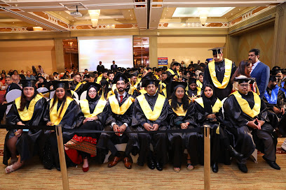 London American City College - Abu Dhabi - +971 4 388 7033