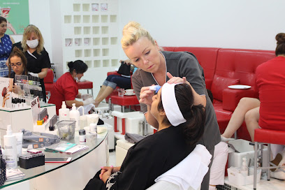 Bellacure Beauty Lounge- Al Mamoura - Abu Dhabi - +971 2 658 4100