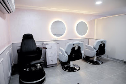 Wandies Salon - Abu Dhabi - +971 58 587 5934