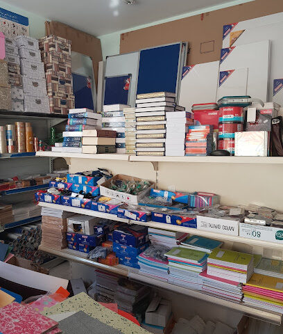 مكتبة دار المجد Dar Al Majd Book Shop - Abu Dhabi - +971 52 858 0004