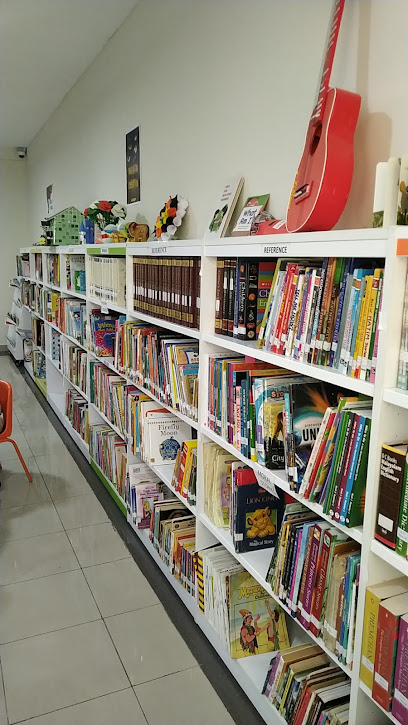 Junior Library SIS Juwaiza - United Arab Emirates|Al Rowdat Suburb - Al Menhaz - Sharjah|7JJ8+PH5