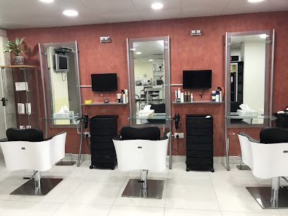 Laha Ladies Beauty Centre - Abu Dhabi - +971 56 604 7071