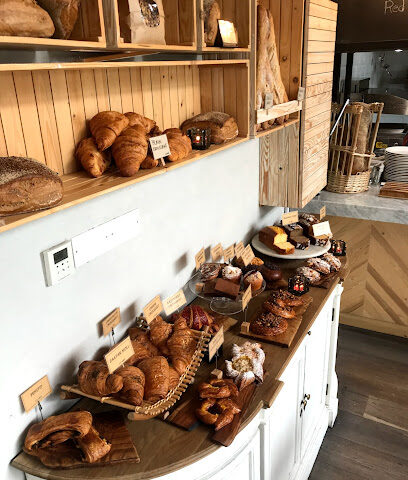 IZU Brasserie & Bakery - Abu Dhabi - +971 4 382 7330