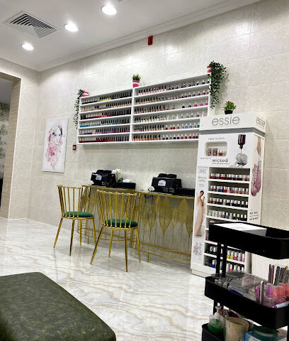 صالون آجمل العيون للسيدات - Abu Dhabi - +971 50 696 4115