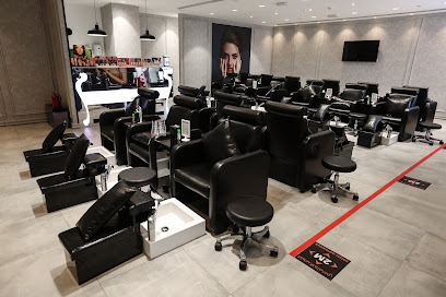 Bedashing Beauty Lounge Ministries Complex - Abu Dhabi - +971 600 560037