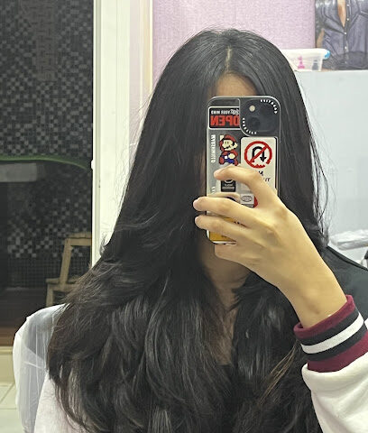 Manhattan Ladies Salon - Abu Dhabi - +971 6 525 1100