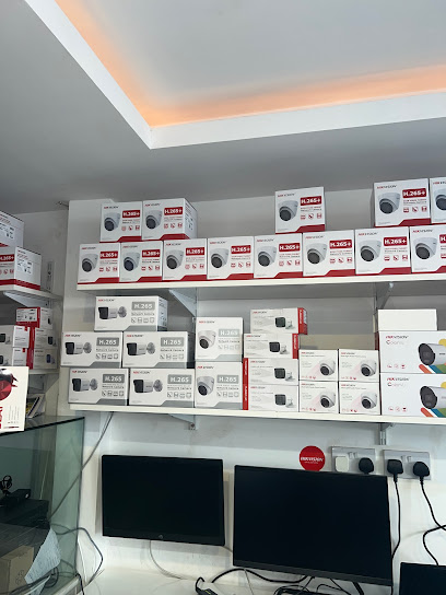 Alwan computer and cc camera - United Arab Emirates|Abu Dhabi city - Zone 1 - Abu Dhabi|Sultan Bin Zayed The First St|Madina Zayed Parking