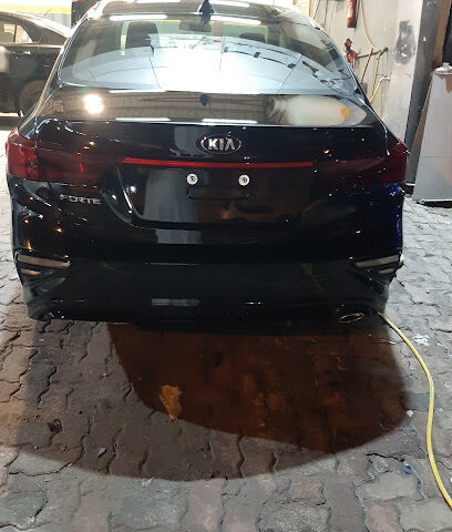 الاسد لتأجير السيارات فرع ١ - Abu Dhabi - +971 50 702 7023