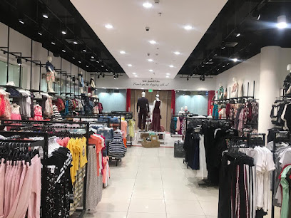 Le Pearl Fashion - Abu Dhabi - +971 6 533 1177