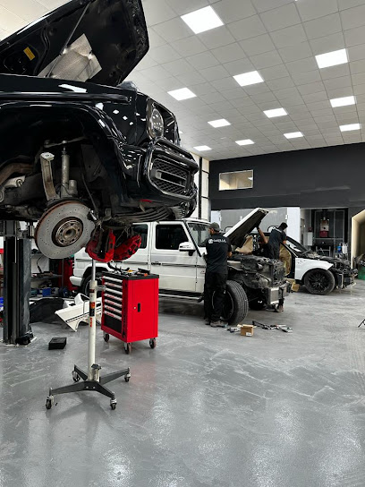 Carzilla Auto Service - Luxury Car Garage in Dubai - United Arab Emirates|Al Quoz - Al Quoz Industrial Area 2 - Dubai|20C St