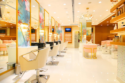 Mirrors Beauty Lounge- Al Bustan Centre - Abu Dhabi - +971 4 379 7872