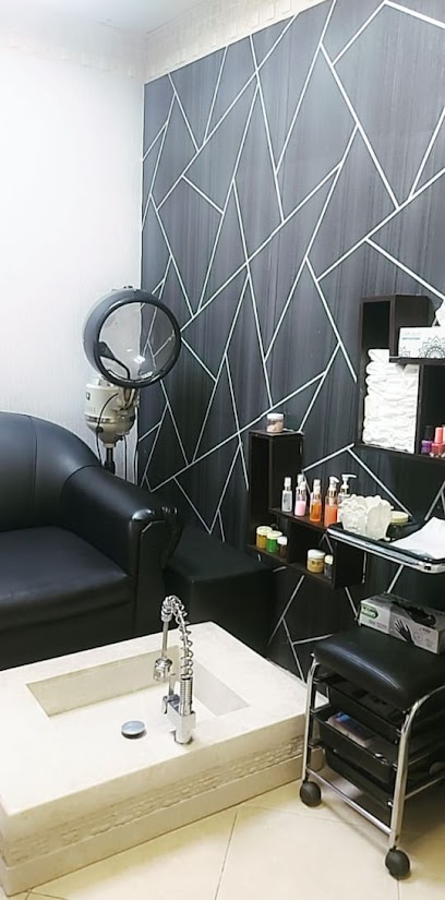 HAYAT BEAUTY SALON