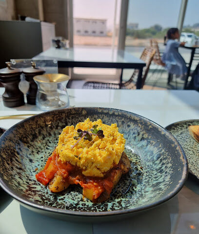 The Common Room ذا كومون رووم - Abu Dhabi - +971 7 208 0330