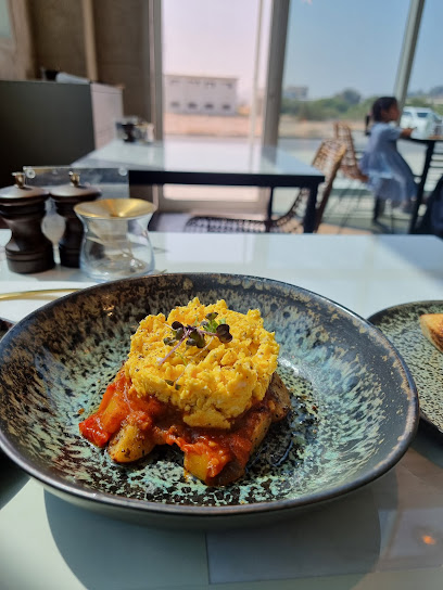 The Common Room ذا كومون رووم - United Arab Emirates|Al Dhait South - Ras al Khaimah|7 Al Zahi St