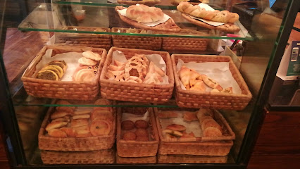 Bisso's Bakery - Abu Dhabi - +971 4 558 9800