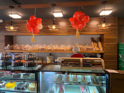 Hot Bake n Grill Bakery & Restaurant - Abu Dhabi -