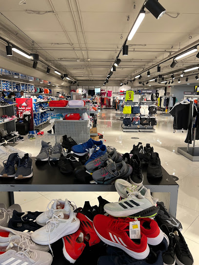 Adidas Factory Outlet - United Arab Emirates|Halwan Suburb - SuburbIndustrial Area 4 - Sharjah|8CV4+5JG