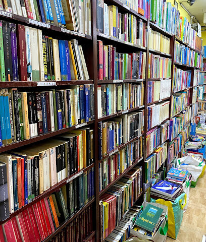 Archies Bookshop - Abu Dhabi - +971 4 396 7924