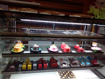 Al Muhajer Bakery - Abu Dhabi - +971 9 244 1499