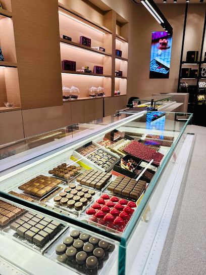 Patchi City Centre Al Zahia - United Arab Emirates|Al Zahia - Sharjah|University City Rd
