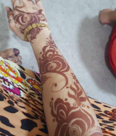 صالون جواهر للسيدات - Abu Dhabi - +971 52 960 7779