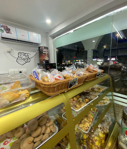 Umm Al Quwain Automatic Bakery - Abu Dhabi - +971 6 766 5141