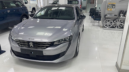 Peugeot Abu Dhabi - Omeir Bin Youssef & Sons LLC - Abu Dhabi - +971 2 633 3000