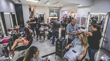 Robert Alexander Salon - Abu Dhabi - +971 4 439 3537