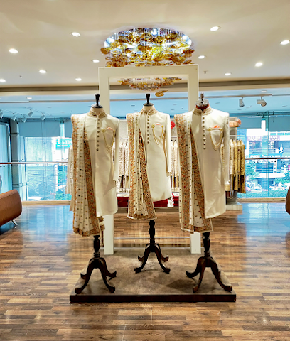 NEERU'S: Ruchita Kumar Fashions LLC - Abu Dhabi - +971 4 359 4004