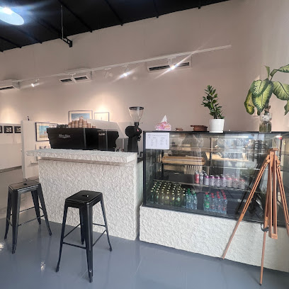 Tree by penta @ the design gallery - speciality coffee bar - Abu Dhabi -