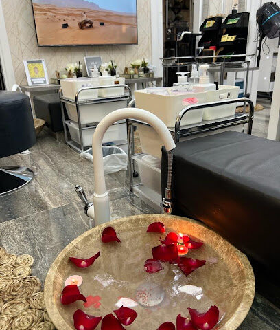 The Nails Hub Ladies Salon - Abu Dhabi - +971 56 279 0909