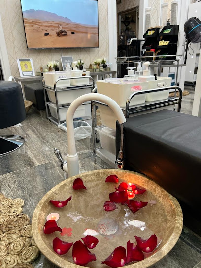 The Nails Hub Ladies Salon - United Arab Emirates|الصناعية - مدينة الرويس - Abu Dhabi