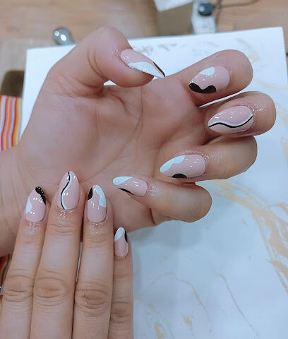 Polished Luxury Spa Ladies Saloon - Abu Dhabi - +971 3 737 6050