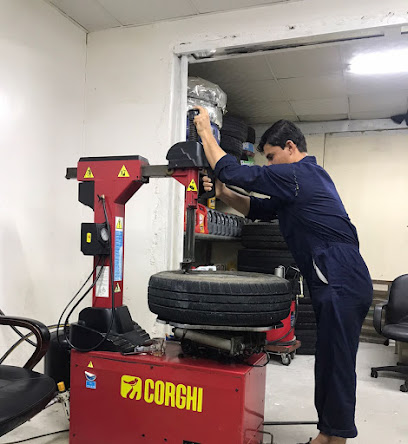 Grand right line for tires repair - Abu Dhabi - +971 56 851 1274