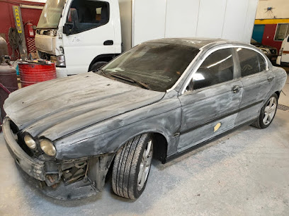 Red Dot Auto Repair - Abu Dhabi - +971 2 555 0596