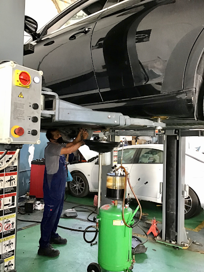 Profix Auto Care Garage - United Arab Emirates|Al Quoz - Al Quoz Industrial Area 3 - Dubai|next to Audi Service Center