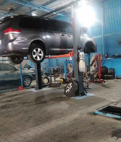 كراج الربيع لصيانة السيارات - Abu Dhabi - +971 58 998 9623