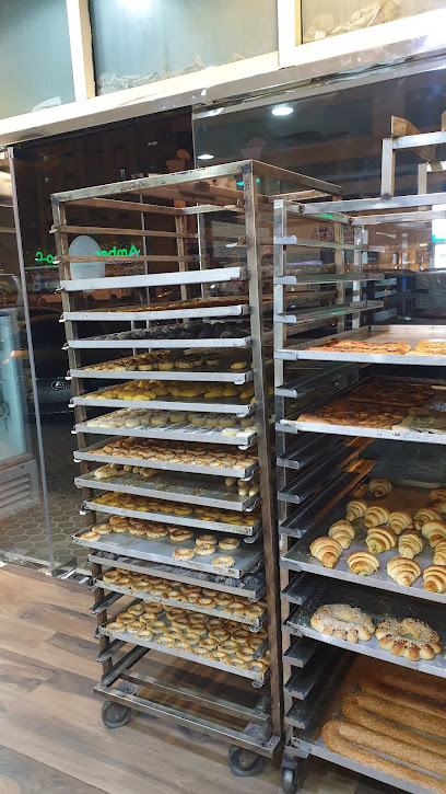 مخبز وحلويات الكوفية Al Kofyah Bakery & Sweets - United Arab Emirates|Al Majaz - Al Majaz 3 - Sharjah|89HF+JF3