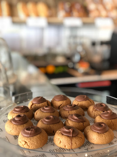Tawa Bakery - United Arab Emirates|Al Zahiyah - Abu Dhabi|10th St|Tawa Eatery