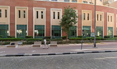 Dr Preshun Chetty - Abu Dhabi - +971 50 598 3854
